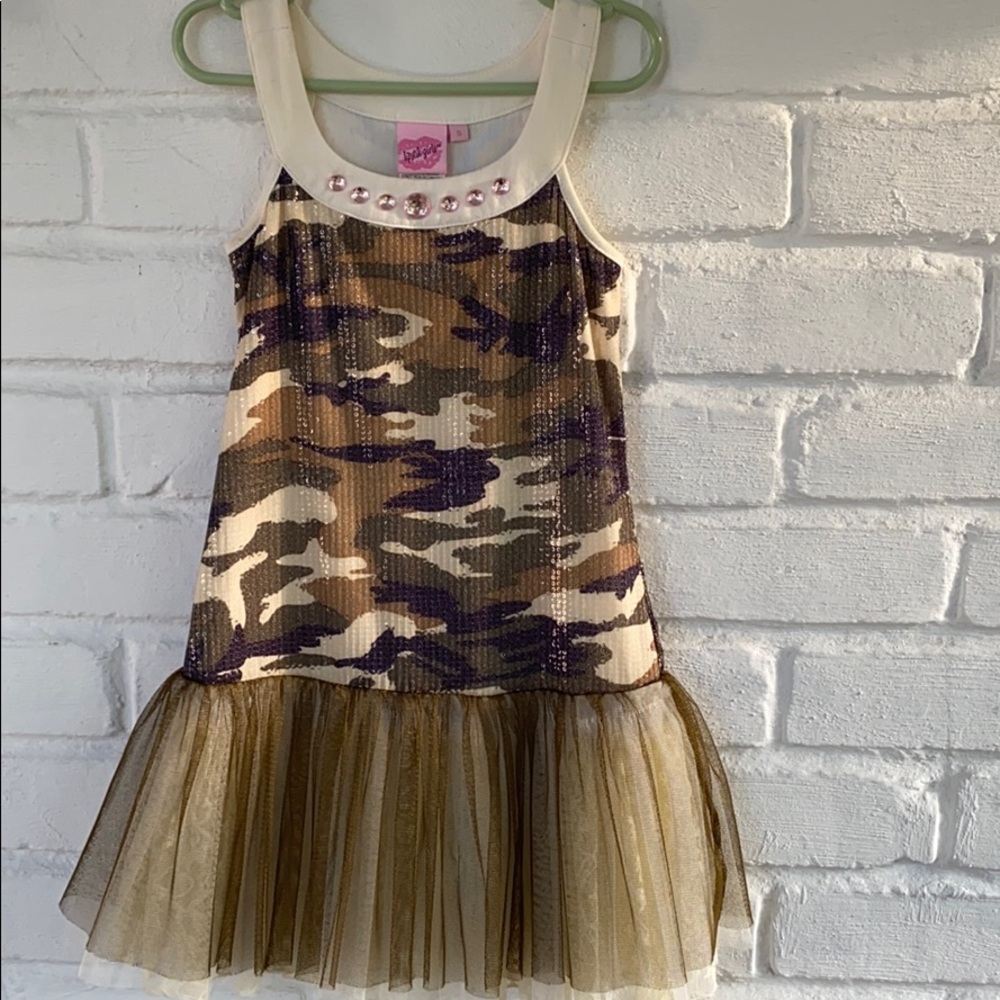 Girls dress with tulle bottom